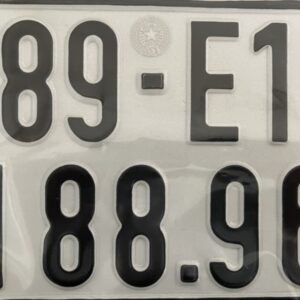 Ép biển số xe máy mới