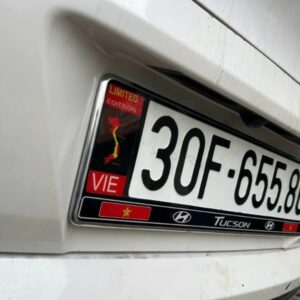 Ép biển số xe ô tô inox